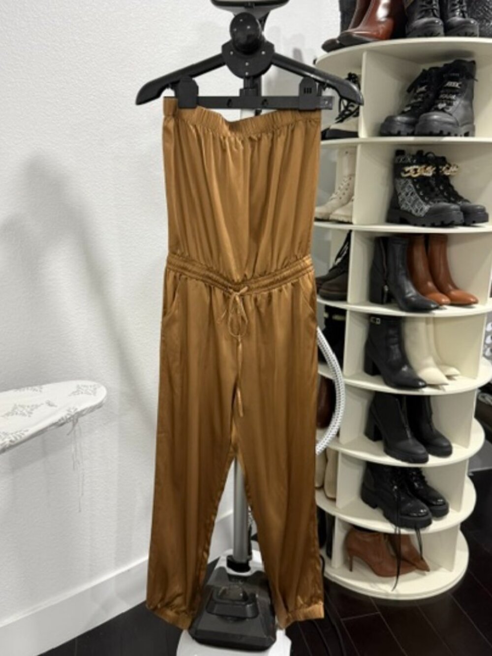 Classique Strapless Satin Jogger Jumpsuit – Camel – Size Small